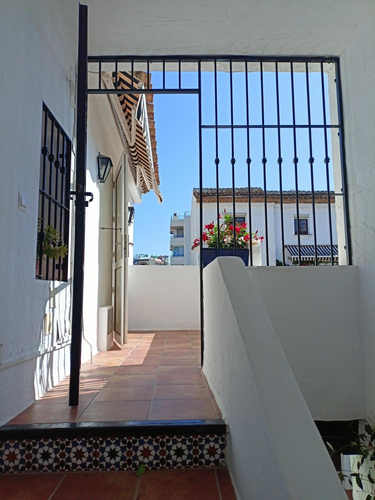 Pura Vida Lejlighed Torremolinos Eksteriør billede